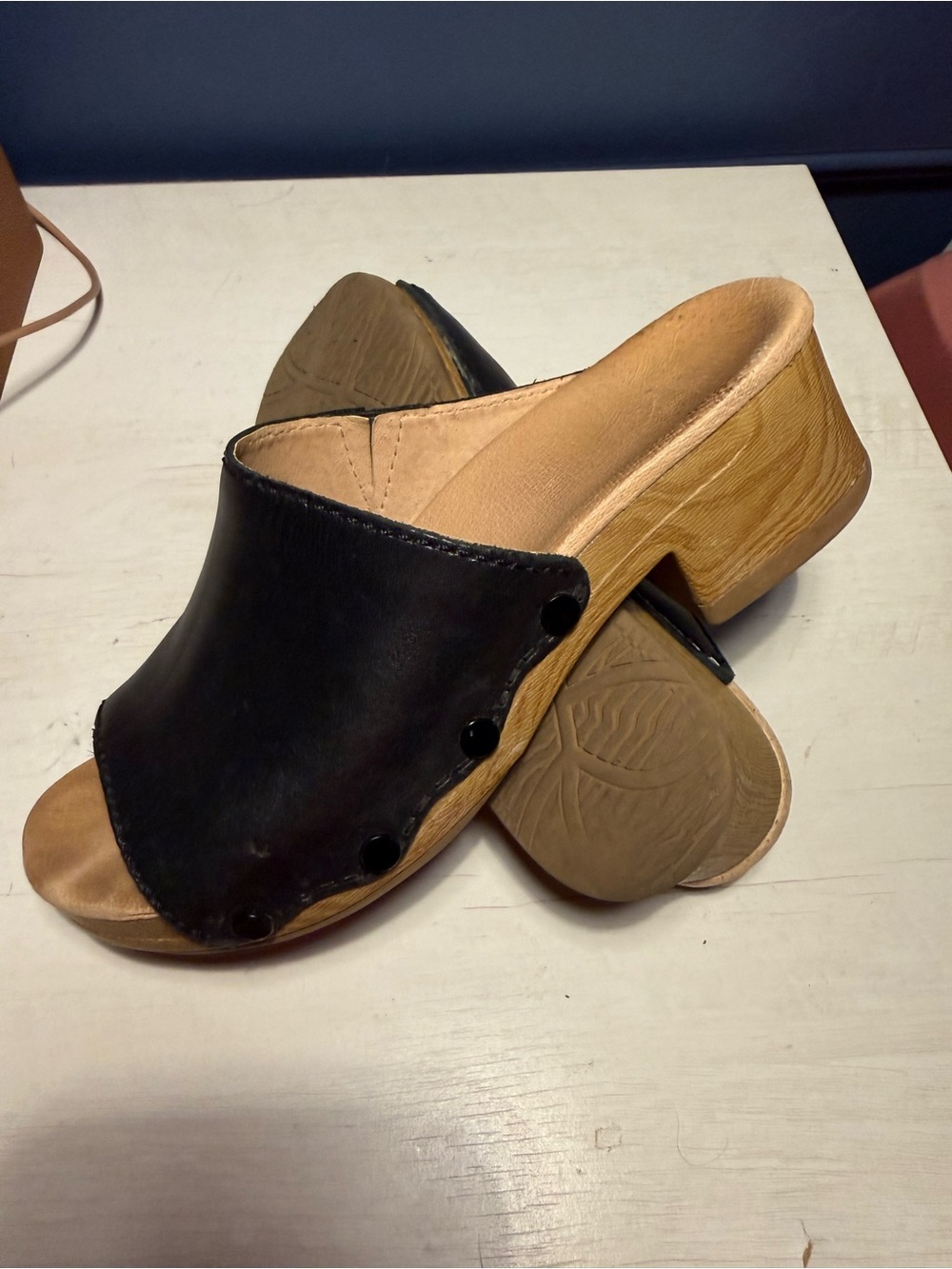 Dansko Giana Black Leather Slide Sandals - Picture 3 of 3